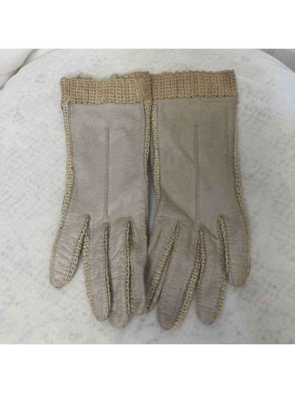 vintage crochet and kidskin leather driving gloves made in Italy circa 1950